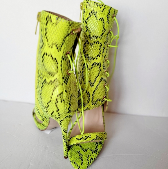 Azalea Wang Lime Green Snakeskin heels - Picture 5 of 7